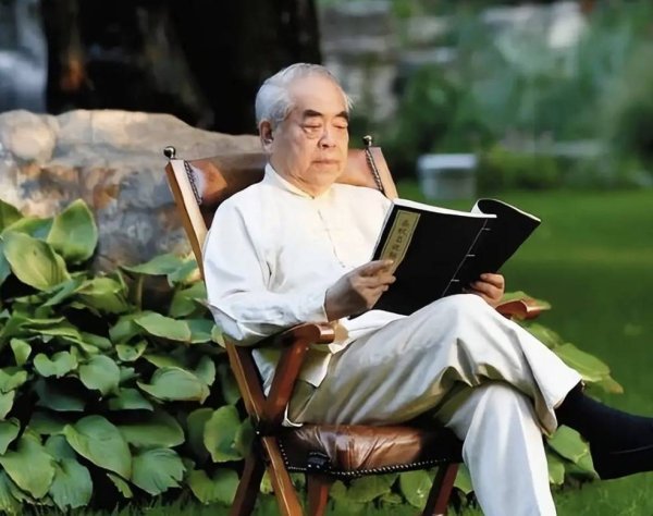 大通速配 范曾家族内斗风波：继子与亲女儿的房产与亲情之争