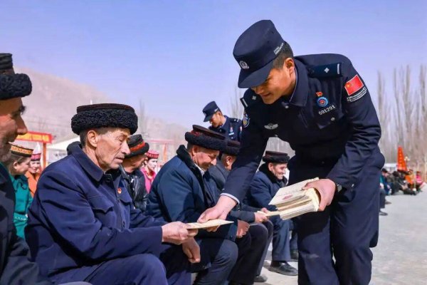 财富加 在“柴米油盐”里，他们把这地方“熬”成了家